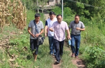 县领导深入结对扶贫点检查调研精准扶贫工作