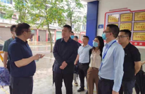 达州市委组织部副部长、市委编办主任淳伟波莅临有庆一小调研工作