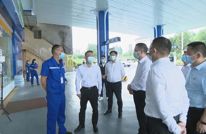 国庆前夕王飞虎调研督导安全生产 疫情防控等工作