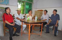 市政法委帮扶慰问渠县受灾贫困群众