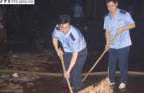 【图片】渠县工商局组织3个突击队市场清淤