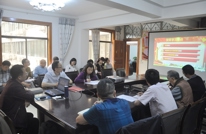 县委宣传部召开“两学一做”学习会