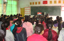 岩峰二校：奏响爱的旋律 重塑美好心灵