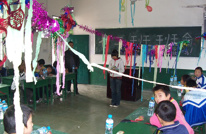 三汇初级中学：主题班会“感恩”励志“上进”