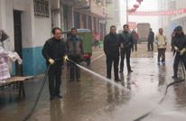 岩峰镇节前洗街迎新春