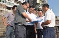 朱和志深入三汇镇检查安全生产工作并慰问困难群众