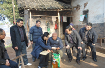 县领导深入宋家乡慰问困难群众