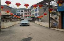 大义乡挂灯笼 喜迎新春