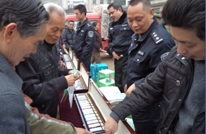 清溪场镇成功举办2012年度法制宣传活动