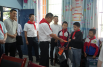 六一慰问暖童心 浓浓关怀显真情