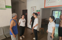 李馥镇：开展环境卫生、饮水保障、安全生产检查等工作