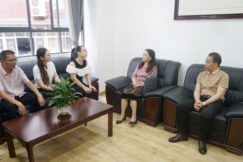 6ada73117cbbf72e32d636d6c99addf