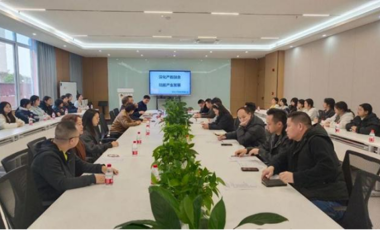 渠县职专携手兴宏泰制衣 深化产教融合共育服装技能人才