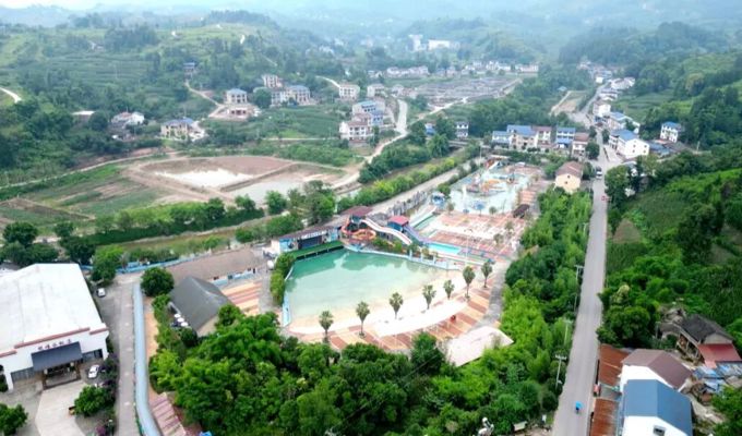 落实省委全会精神·建设福美渠县 | 路通百业兴 织密乡村振兴“快车道”