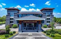 渠县：“定制+文旅”直通车发车 千年汉阙“一站直达”