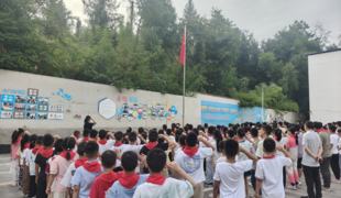 铭记逆行守初心 尊师向学赴新程