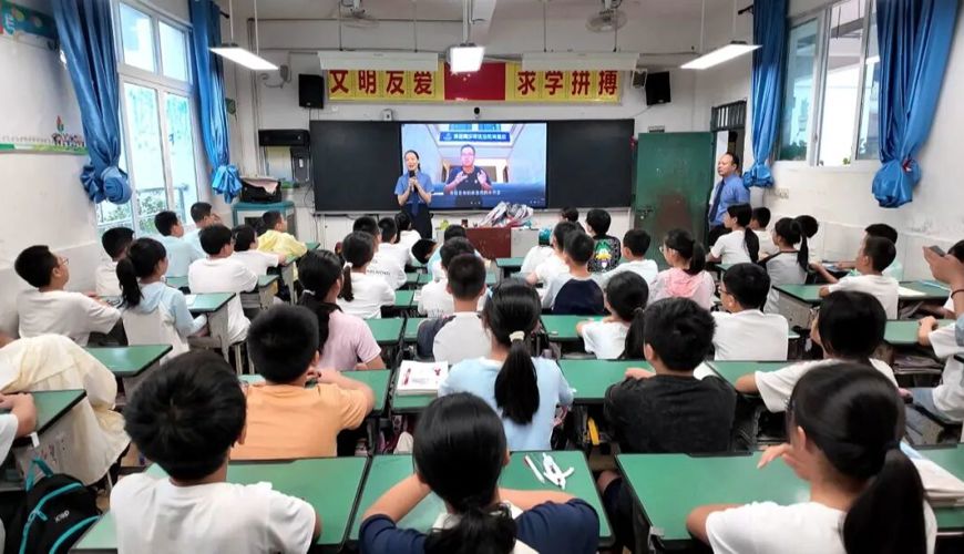 渠县：分龄普法精准施策 护航青少年健康成长